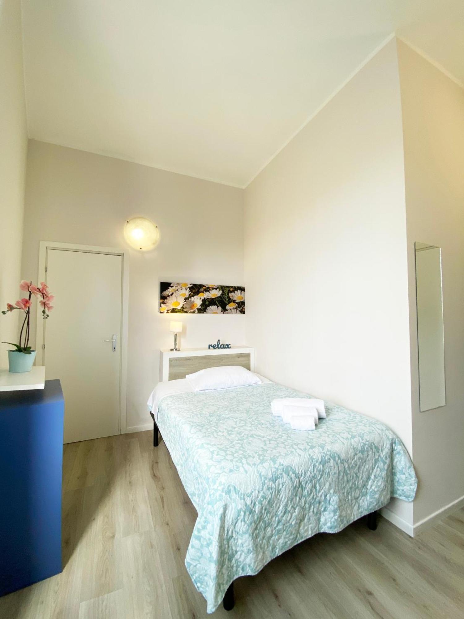 Easyrooms One Parma Pokój zdjęcie