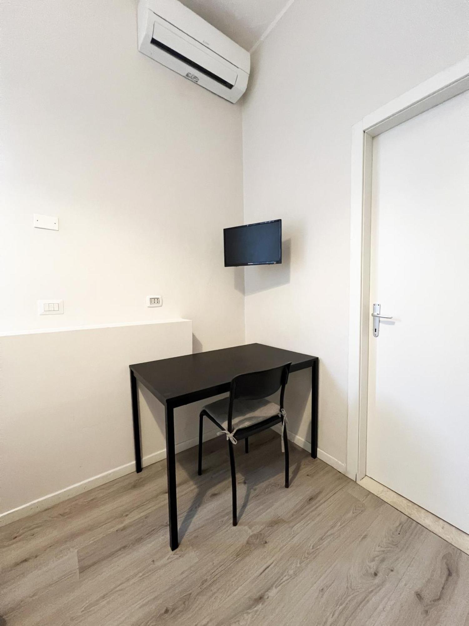 Easyrooms One Parma Zewnętrze zdjęcie
